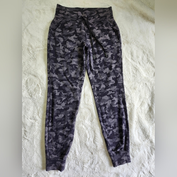 Lululemon Ready to Rulu Jogger *Jacquard. Size 6 - Picture 7 of 14